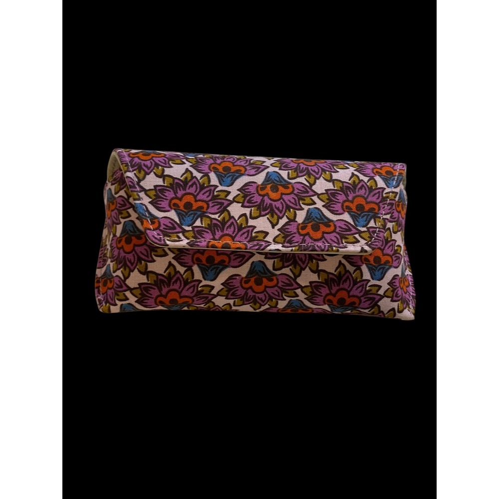 Vera Bradley Hard Eyeglass Case Purple Pink Floral Lotus Magnetic Closure